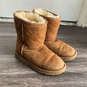 UGG 5251T Toddler Classic Boots, Size 11